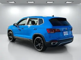 Volkswagen Taos 2023 SE 4dr SUV