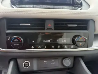 Rogue Nissan 2023 AWD SV 4p Crossover
