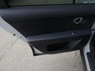 Hyundai IONIQ 5 2023 SE 4p Crossover
