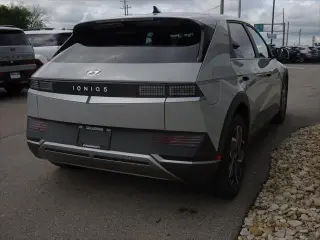 Hyundai IONIQ 5 2023 SE 4p Crossover