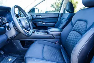 Nissan Pathfinder 2022 SV 4p SUV