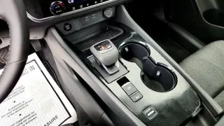 Rouge Nissan 2026 SV 4dr Crossover