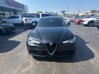 Alfa Romeo Giulia 2017 AWD Base 4dr Sedan