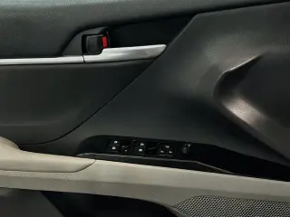 Toyota Camry 2018 SE 4dr Sedán