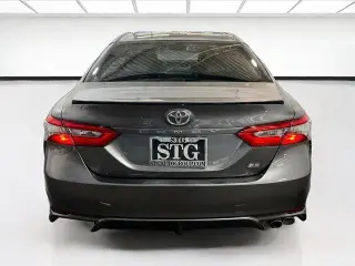 Toyota Camry 2018 SE 4dr Sedán
