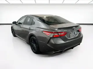 Toyota Camry 2018 SE 4dr Sedán