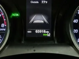 Toyota Camry 2018 SE 4dr Sedán