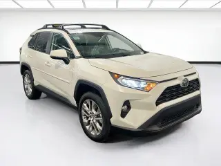 Toyota RAV4 2021 XLE Premium 4dr SUV