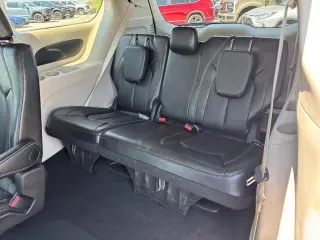 Chrysler Pacifica 2024 Touring L 4puertas Minivan