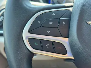 Chrysler Pacifica 2024 Touring L 4puertas Minivan