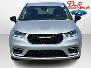 Chrysler Pacifica 2024 Touring L 4puertas Minivan