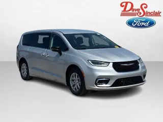Chrysler Pacifica 2024 Touring L 4puertas Minivan
