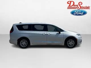 Chrysler Pacifica 2024 Touring L 4puertas Minivan