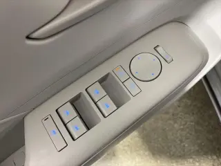 Hyundai KONA Eléctrico 2024 SEL 4p Crossover