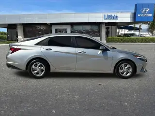 Hyundai ELANTRA 2022 SE 4dr Sedan