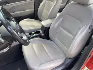 Hyundai ELANTRA 2019 Limitada 4p Sedan
