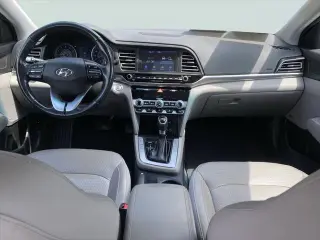 Hyundai ELANTRA 2019 Limitada 4p Sedan