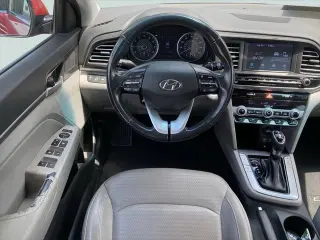 Hyundai ELANTRA 2019 Limitada 4p Sedan