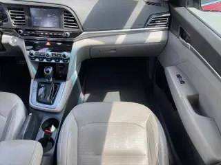 Hyundai ELANTRA 2019 Limitada 4p Sedan