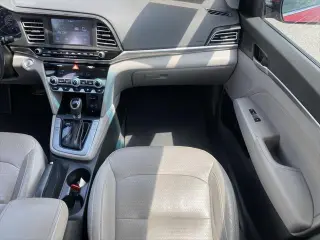 Hyundai ELANTRA 2019 Limitada 4p Sedan