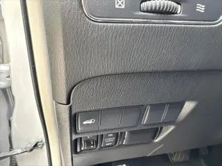 Nissan Armada 2018 4x2 SV 4dr SUV