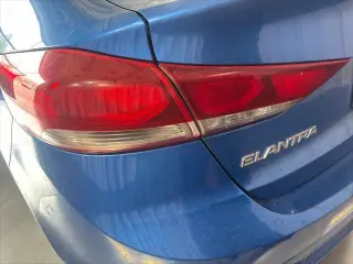 Hyundai ELANTRA 2017 SE 4dr Sedan 6M (EE. UU.)