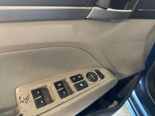 Hyundai ELANTRA 2017 SE 4dr Sedan 6M (EE. UU.)