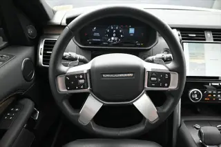 Land Rover Discovery 2024 AWD P300 Dinámico SE 4p SUV