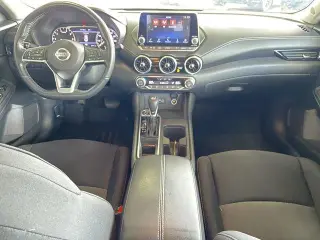 Nissan Sentra 2023 SV 4dr Sedán