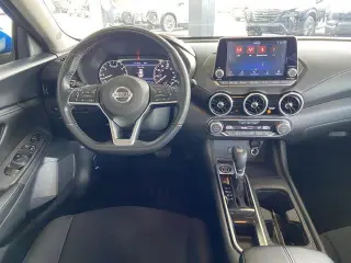 Nissan Sentra 2023 SV 4dr Sedán