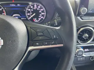 Nissan Sentra 2023 SV 4dr Sedán