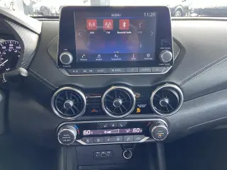 Nissan Sentra 2023 SV 4dr Sedán