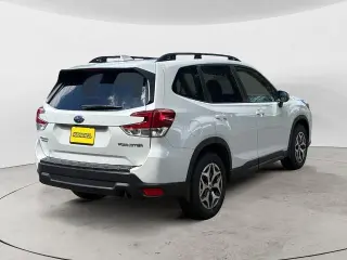 Subaru Forester 2023 AWD Premium 4dr Crossover