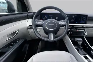 Hyundai TUCSON 2026 SEL 4dr SUV