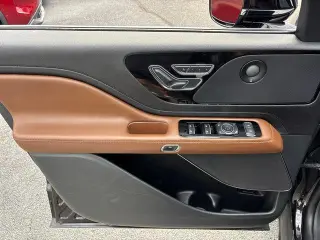 Lincoln Aviator 2023 AWD Reserve 4p SUV