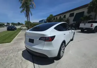 Tesla Modelo Y 2021 Rango estándar 4p Crossover