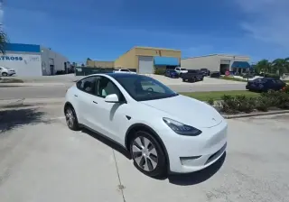 Tesla Modelo Y 2021 Rango estándar 4p Crossover