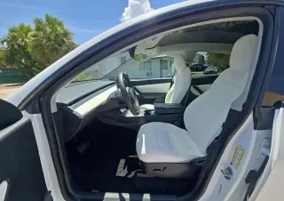 Tesla Modelo Y 2021 Rango estándar 4p Crossover
