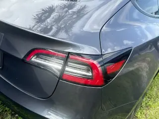 Tesla Modelo 3 2023 4p Sedán