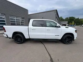 Ram 1500 2020 4x4 Big Horn 4p Crew Cab 5.6 ft. SB Pickup