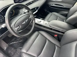 Genesis GV70 2025 AWD 2.5T Estándar 4p SUV