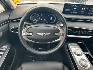 Genesis GV70 2025 AWD 2.5T Estándar 4p SUV