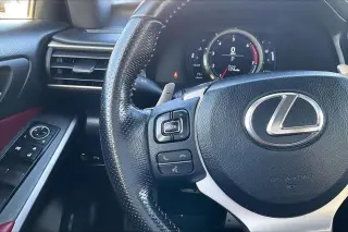 Lexus IS 300 2020 4dr Sedán
