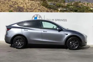 Tesla Modelo Y 2025 Long Range 4p Crossover