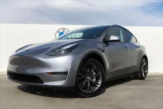 Tesla Modelo Y 2025 Long Range 4p Crossover
