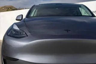 Tesla Modelo Y 2025 Long Range 4p Crossover