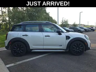 MINI Countryman 2023 AWD Clásico Cooper S ALL4 4p Crossover