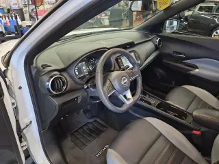 Nissan Kicks 2024 SR 4dr Crossover