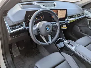 BMW X1 2025 AWD xDrive28i 4dr Vehículo de Actividad Deportiva de Deporte