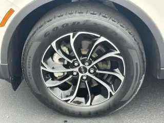 Lincoln Nautilus Híbrido 2024 AWD Premiere 4dr SUV